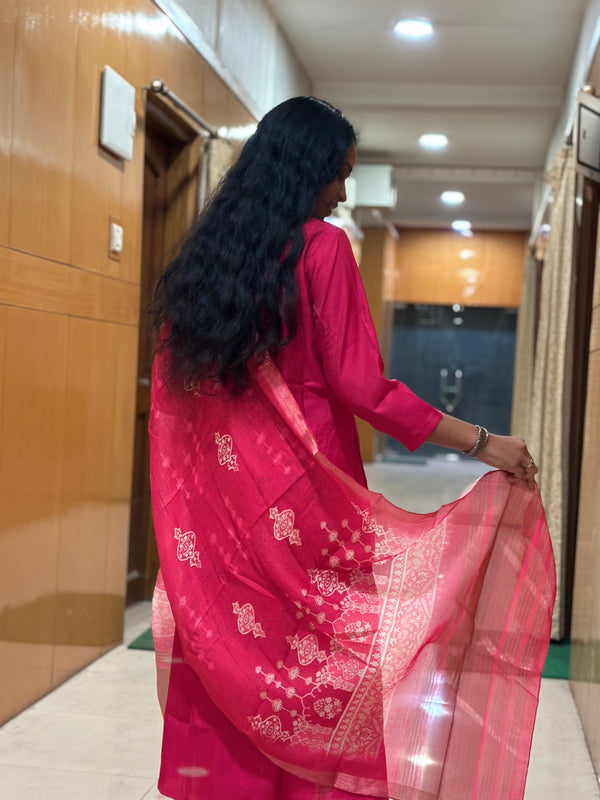 Hot Pink Banarasi-Weave Muslin Straight Kurta Set with Dupatta