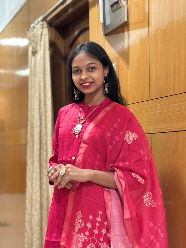 Hot Pink Banarasi-Weave Muslin Straight Kurta Set with Dupatta